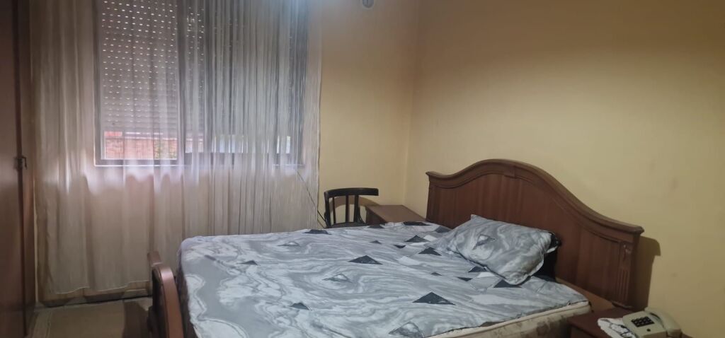 Apartment 1+1 for sale at Varri i Bamit, near Hasan Prishtina School, Xhamlliku, Oxhaku, Kinostudio, Porcelan.