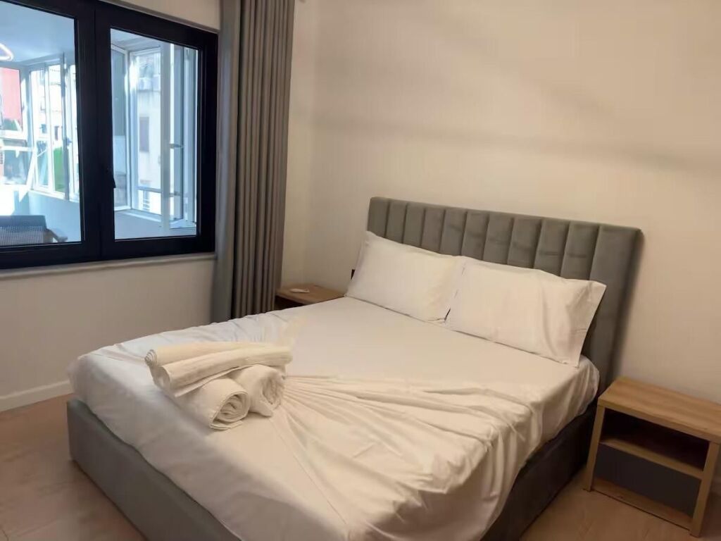 Affitto | Apartament 2 + 1 | Blloku | 850 €/mese