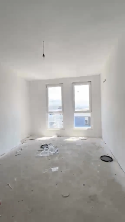 Apartament 2+1+2 per shitje Univers City !