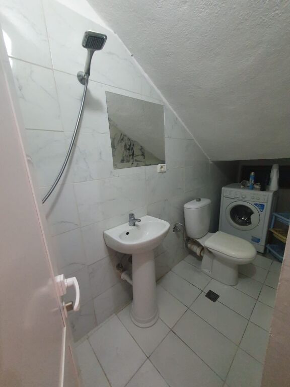 Apartment 1+1 for rent in Selit near Marlin Barletit