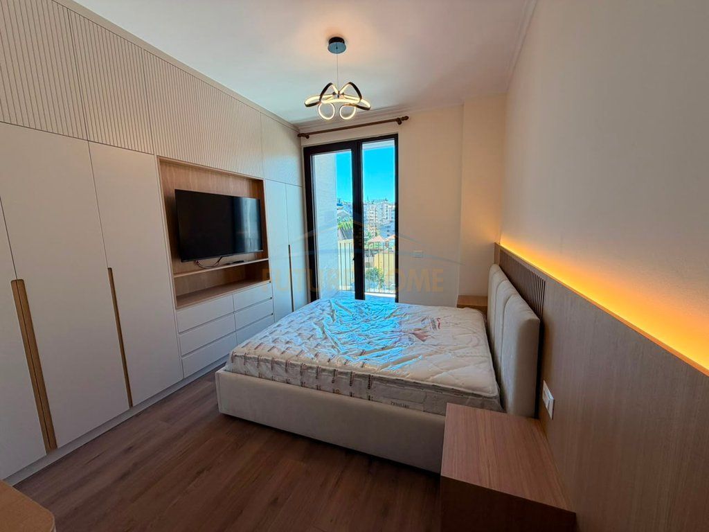 Affitto, Appartamento 2+1+2+ Posto Auto, Altana Luxury Residence, Via Kosovarëve, Tirana.