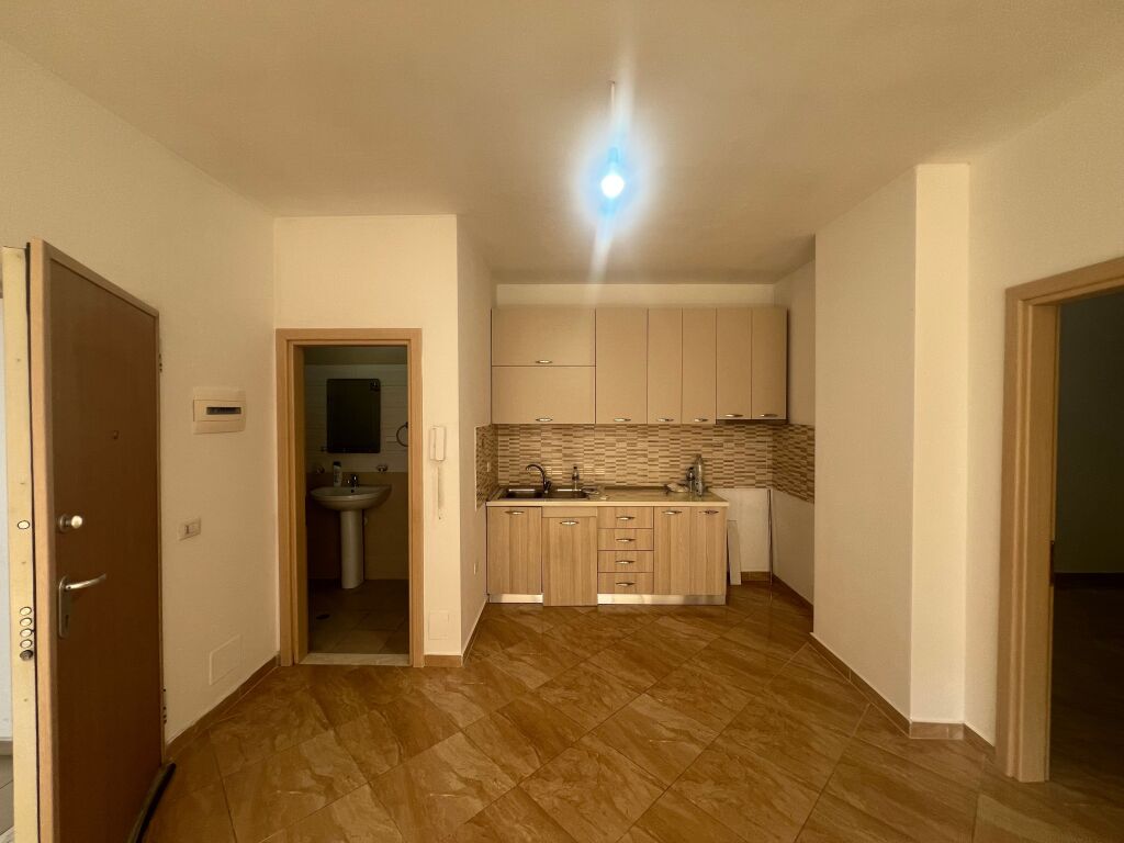 2+1 For Rent, Astir, Near the Ring, Empty