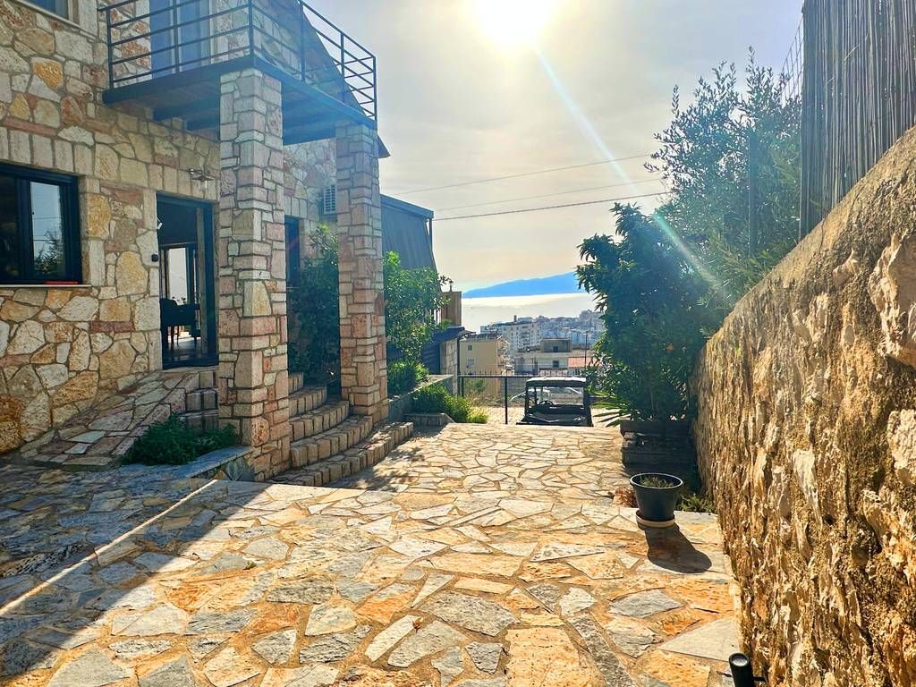 SARANDË, VILË UNIKE PËR SHITJE