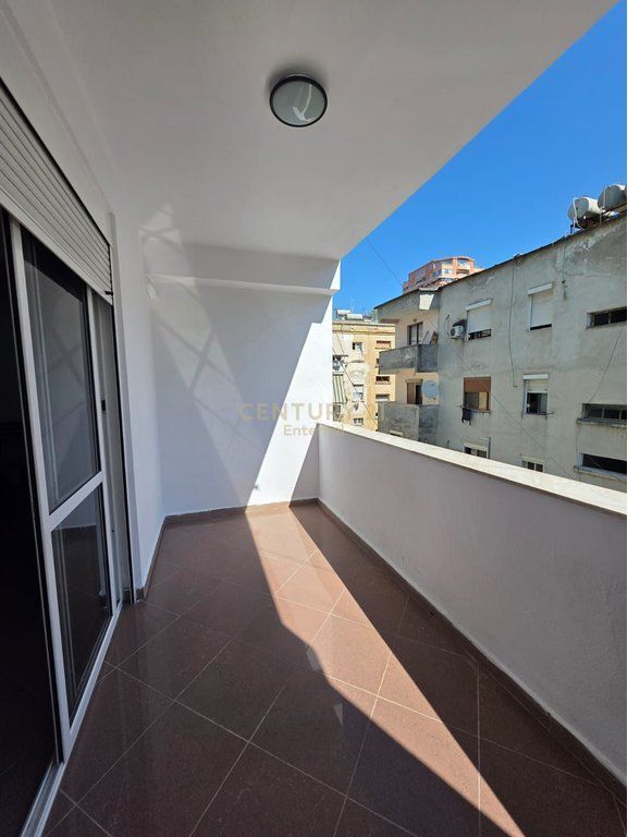 Apartament 2+1 Per Qira tek Stadiumi Dinamo