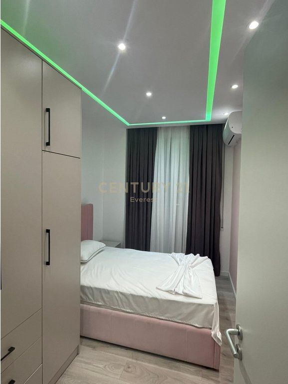 🏡 JEPET ME QIRA – 2+1 + PARKIM | RR. E BARRIKADAVE