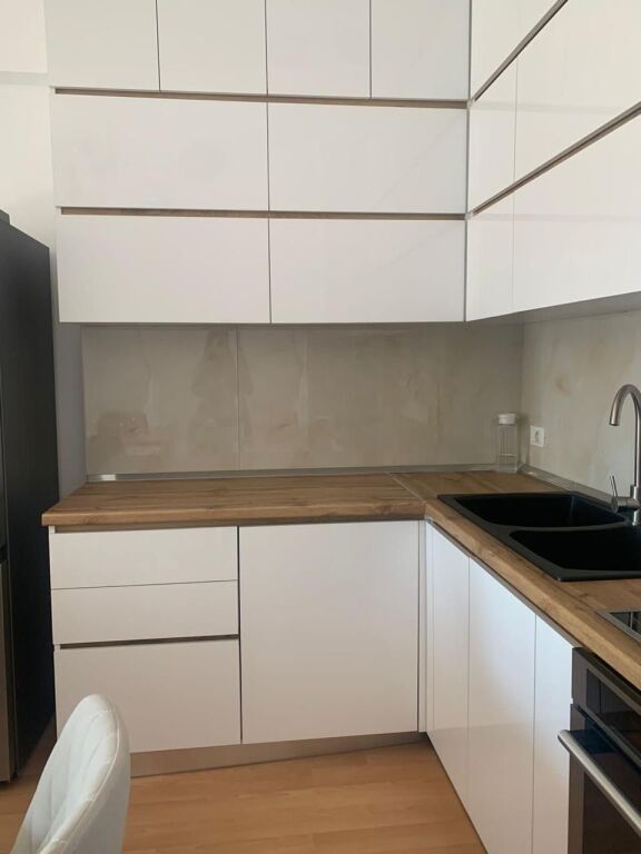May 5th 2+1+2 for rent (Bar Room)