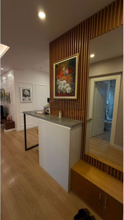 Rent, Apartment 2+1+2 + Parking Spot, Fresk, Tirana.