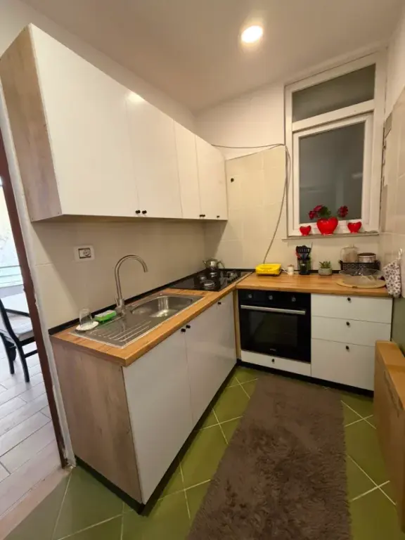 Rent | Apartament 3 + 1 | 50 m nga Kopshti Zoologjik | 1500 €/month