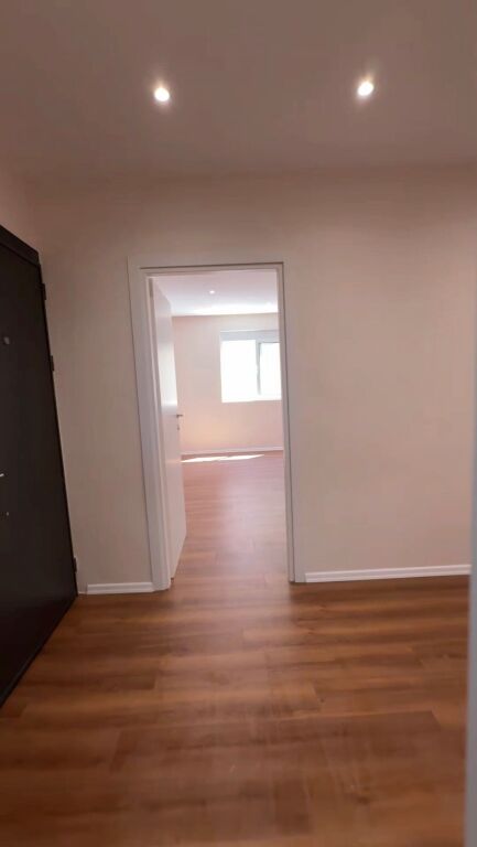 Shitet Apartament 2+1 ne Durres