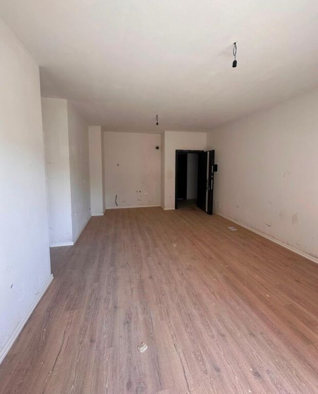 🏡 SHITET APARTAMENT 2+1 – YZBERISHT ✨