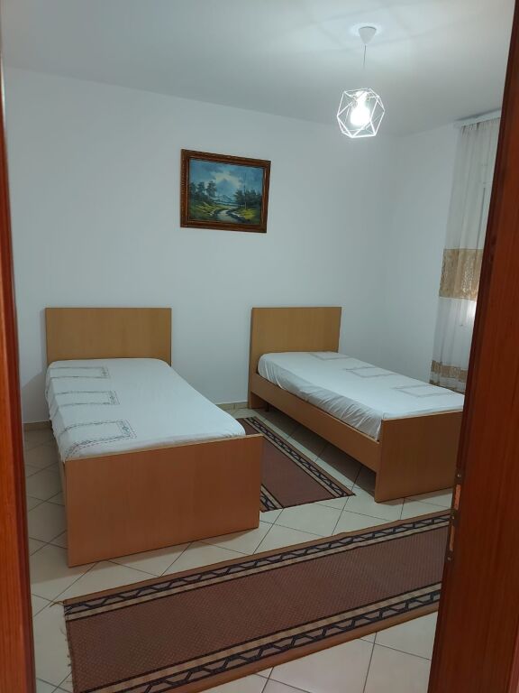 Casa privata 2+1 in affitto – Stazione dei treni !