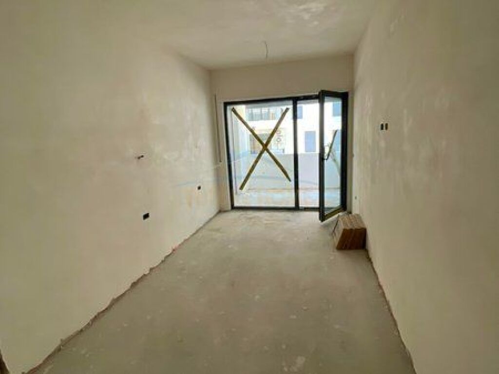Shitet, Apartament 2+1, Don Bosko, Tiranë.