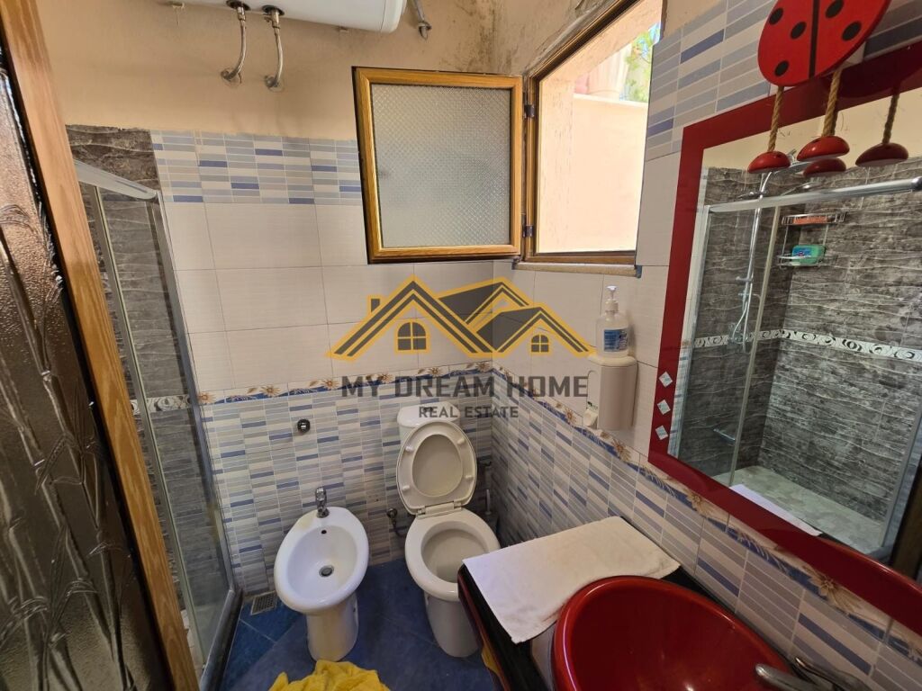 SHITET SHTEPI PRIVATE TEK CEZMA FERRES, DURRES !!!