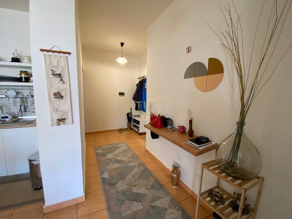 Apartament 2+1 per Qira Rruga Kavajes