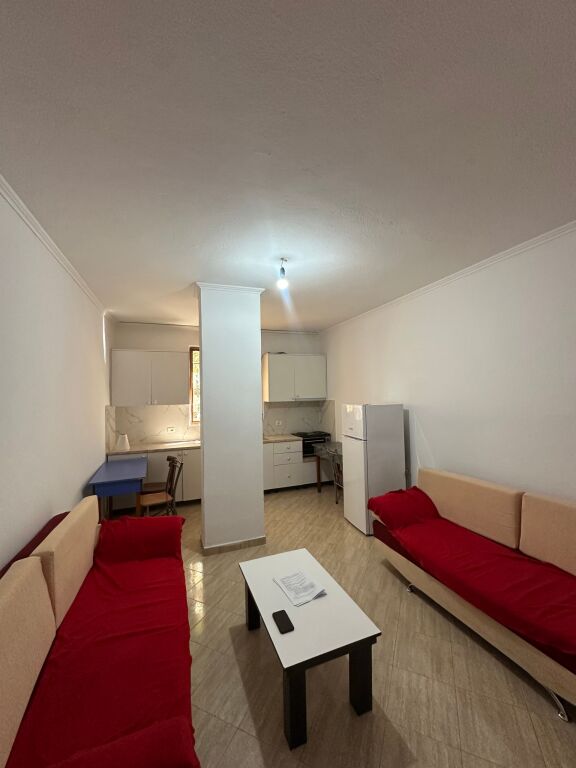 Affitto | Apartament 1 + 1 | Rruga 5 Maji | 300 €/mese