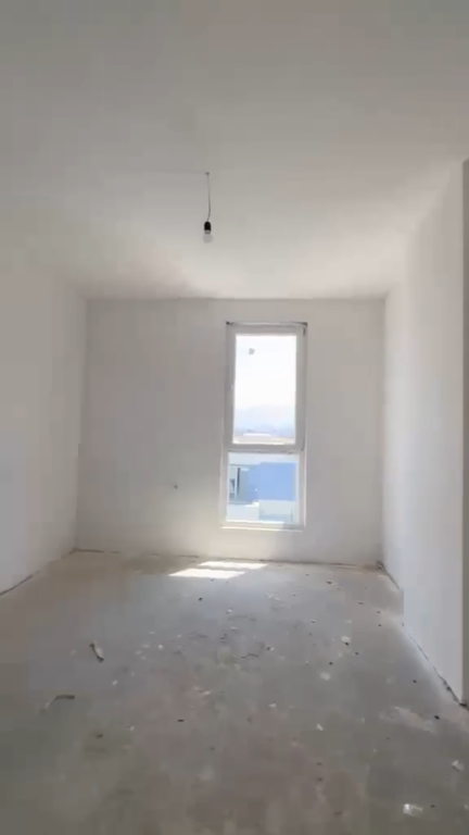 Apartament 2+1+2 per shitje Univers City !