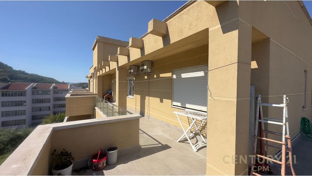 FOR SALE APARTMENT 3+1+2 WITH VERANDA – KASHAR