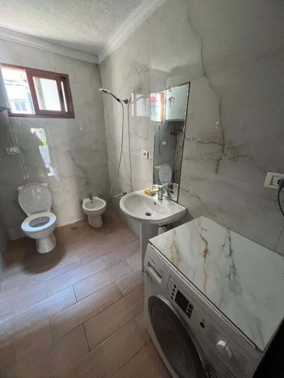 Rent | Apartament 2 + 1 | Gjergj Legisi | 450 €/month