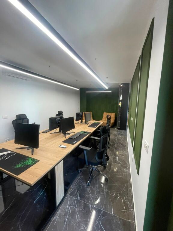 Ufficio in affitto, Zogu i Zi!
