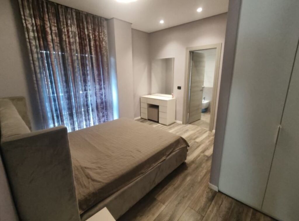 Apartamente 2+1 me qera Bulevardi Zhan Dark prane Ministrise se Puneve Jashtme ne Tirane (ID 4221486 ) f