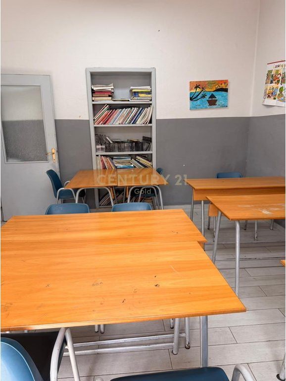 Apartment 3+1 for rent in the most sought-after area of Tirana. Ish Blloku, near Willson square