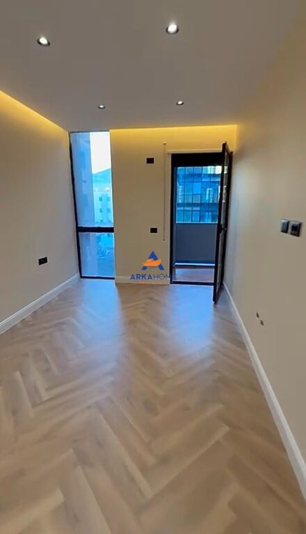 JEPET APARTAMENT 2+1 ME QERA PËR ZYRA "TEK HIPOTEKA!" 1200 EURO (I DISKUTUESHEM)