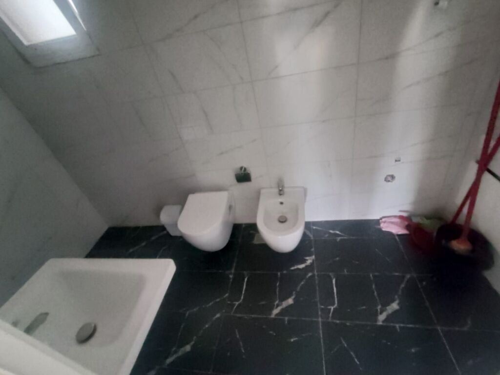Jepet apartament/zyre me qera ne zonen e Don Bosco prane Primo Residence   ID 5320