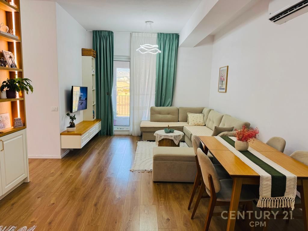 Apartament 3+1+2 tek Rezidenca Kaimi