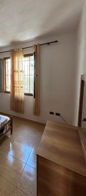 APARTAMENT 1+1. 35000 LEKE.ISH FUSHA E AVIACIONIT