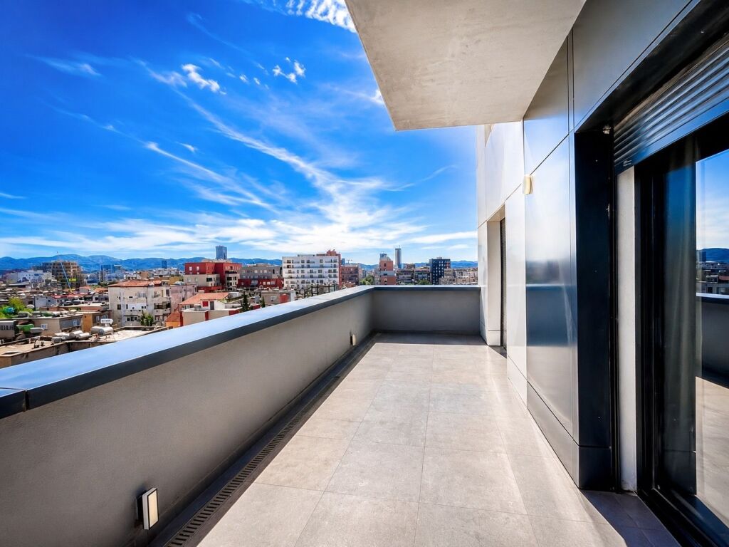 Apartment 2+1+2 for rent in Xhamllik