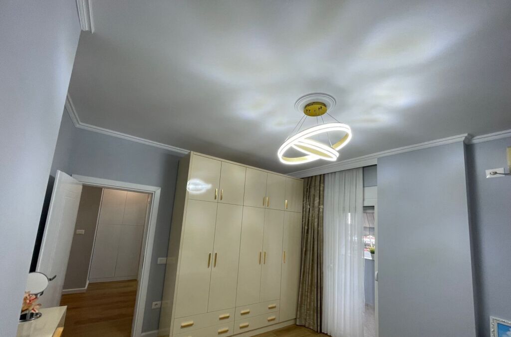 Affitto | Apartament 2 + 1 | Zogu i Zi | 970 €/mese