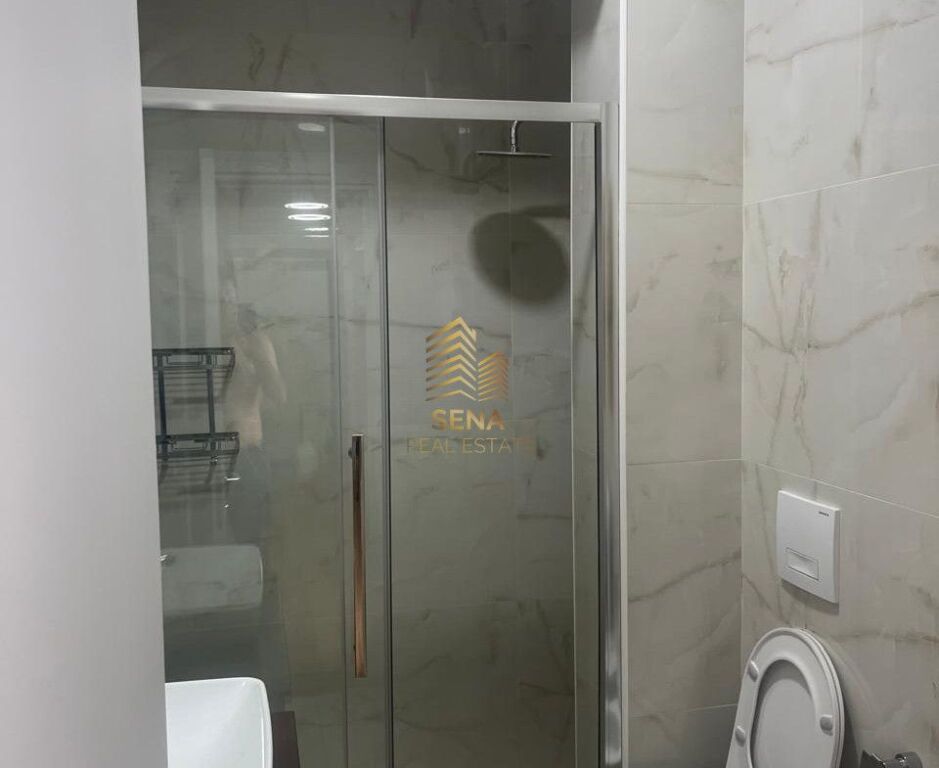 Qira, Apartament, 2+1+2+Verande, Riza Cerova, 85.000 Leke/muaj