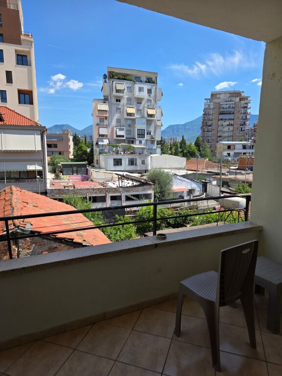 🏡 Appartamento 2+1 in affitto – Vicino a Zogu i Zi | 550€/mese