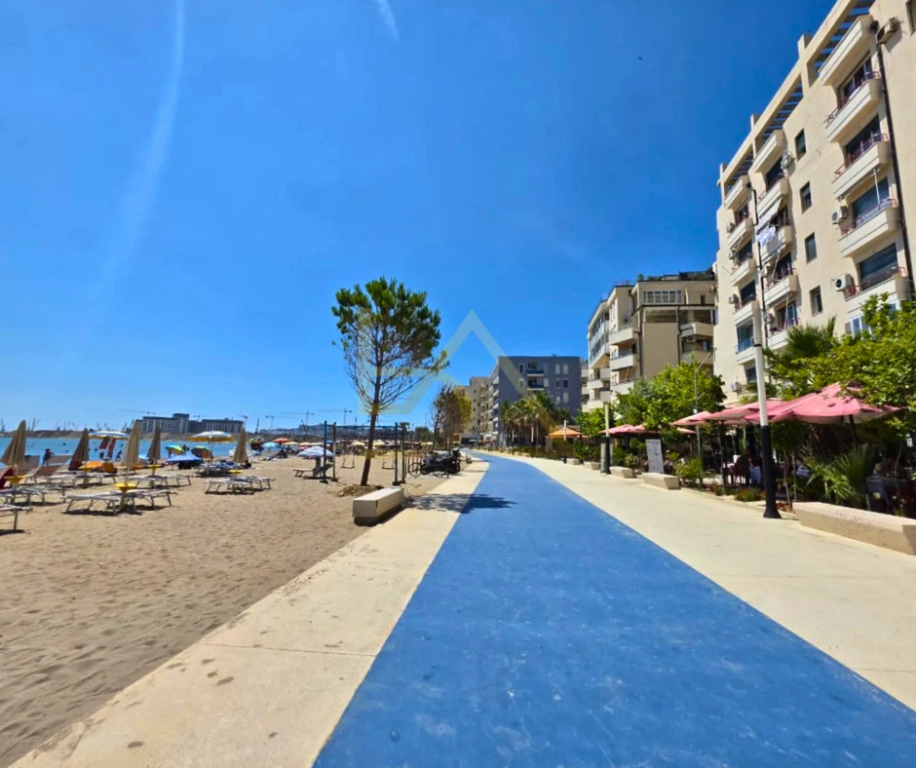 Appartamento 2+1+2 in Vendita – Spiaggia, Durrës | 10 Metri dal Mare