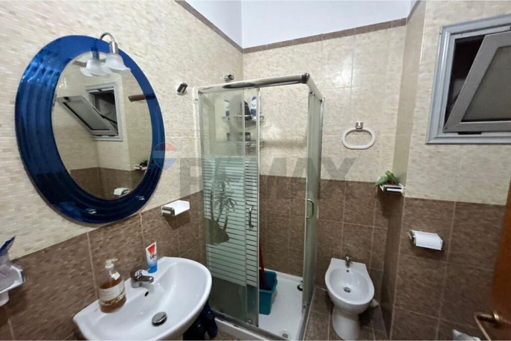 🏡 APPARTAMENTO 1+1 IN AFFITTO – TRANSBALKANICO, VICINO AL PORTO, VLORA