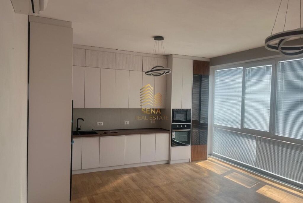 Qira, Apartament, 2+1+2+Verande, Riza Cerova, 85.000 Leke/muaj