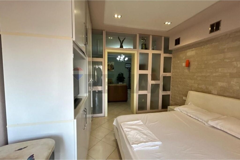 🏡 APPARTAMENTO 1+1 IN AFFITTO – TRANSBALKANICO, VICINO AL PORTO, VLORA