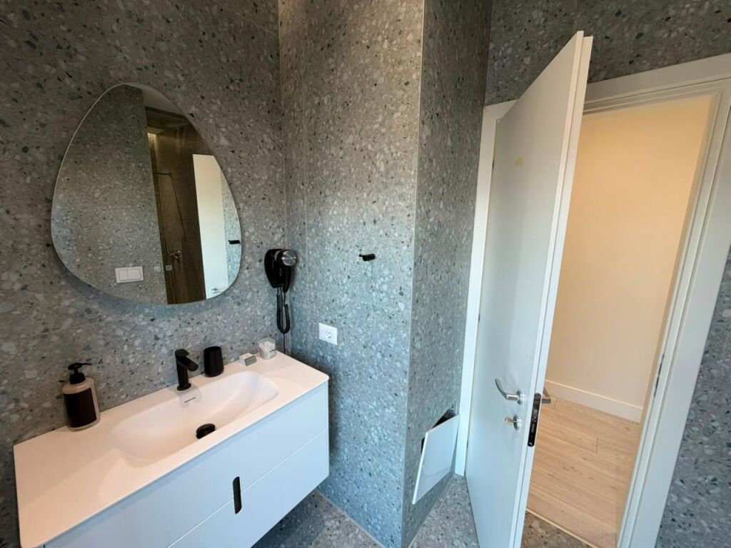 🏡 SHITET APARTAMENT PREMIUM 2+1 | TIRANA GARDEN BUILDING💰 Çmimi: 520 milionë lekë