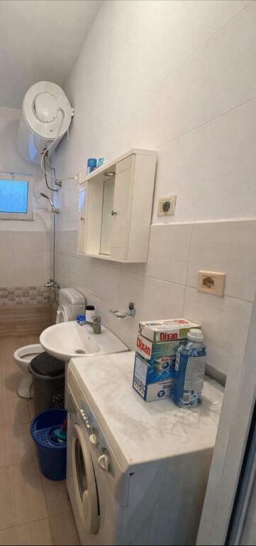 APARTAMENT 1+1. 35000 LEKE.ISH FUSHA E AVIACIONIT