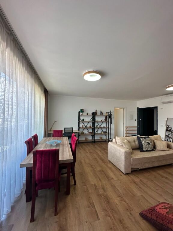 Affitto | Apartament 1 + 1 | QENDER — Rruga Mine Peza | 750 €/mese