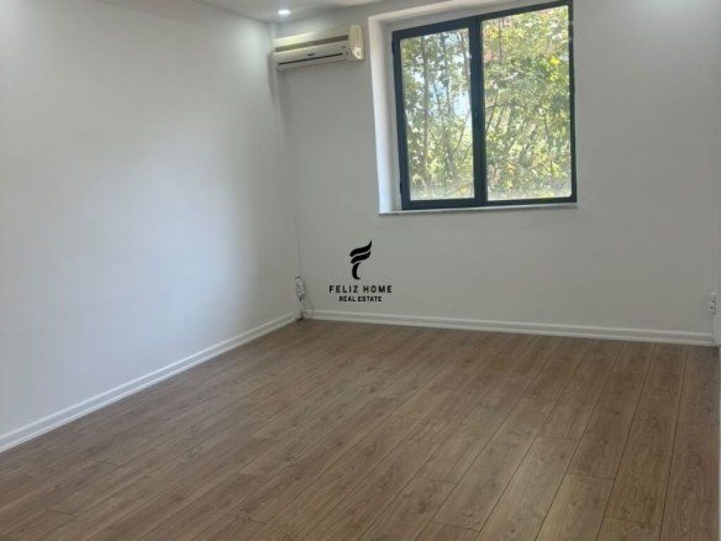 ZYRE ME QERA 120 M2 BULEVADI ZOGU I PARE 130.000 LEKE FH-87833
