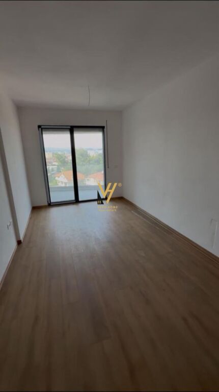 OFFICE 70 M2 FOR RENT IN LAPRAKE 500 EURO