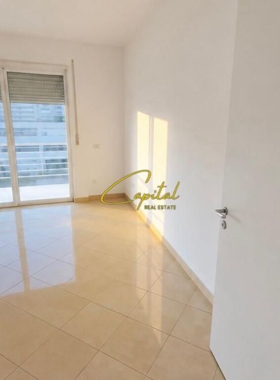 APARTAMENT ME QIRA 2+1 FRESKU 40.000 LEKE
