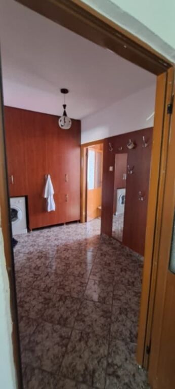 Apartament me qera