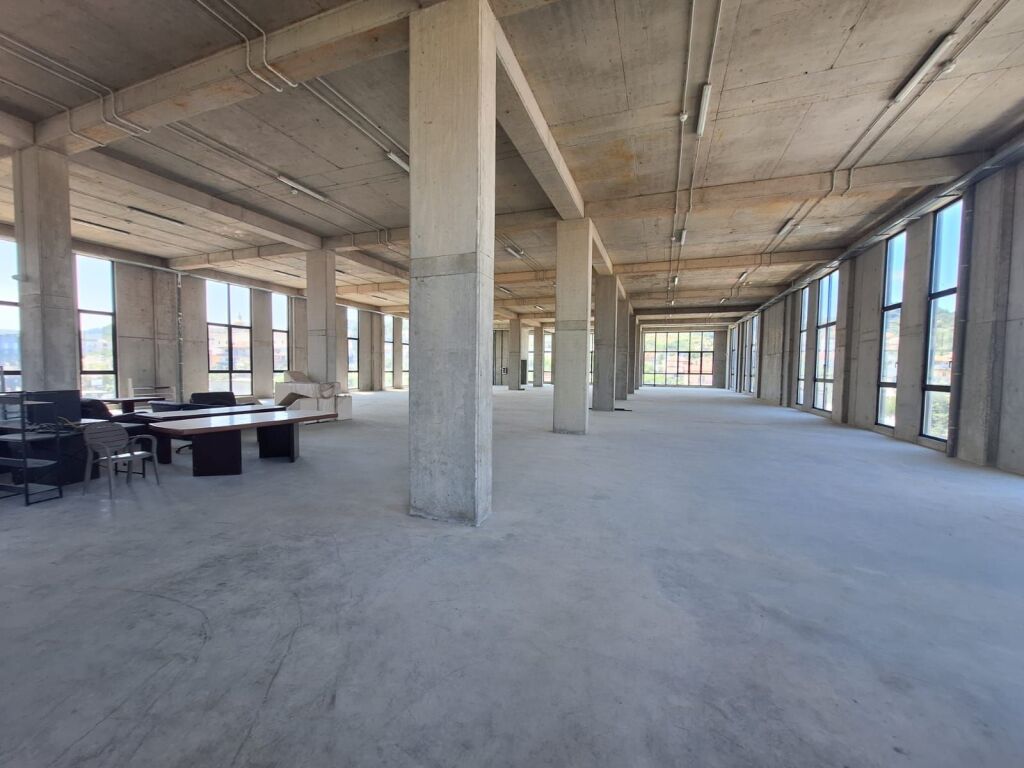 FOR RENT WAREHOUSE IN YRSHEK, 1165 M2