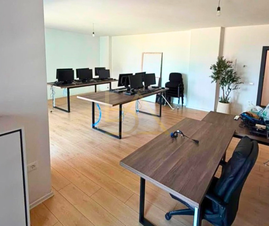 Office Space for Rent – Ndregjoni Complex, New Boulevard, Tirana