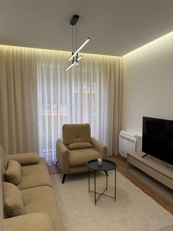 Rent | Apartament 1 + 1 | Fusha Aviacionit | 550 €/month