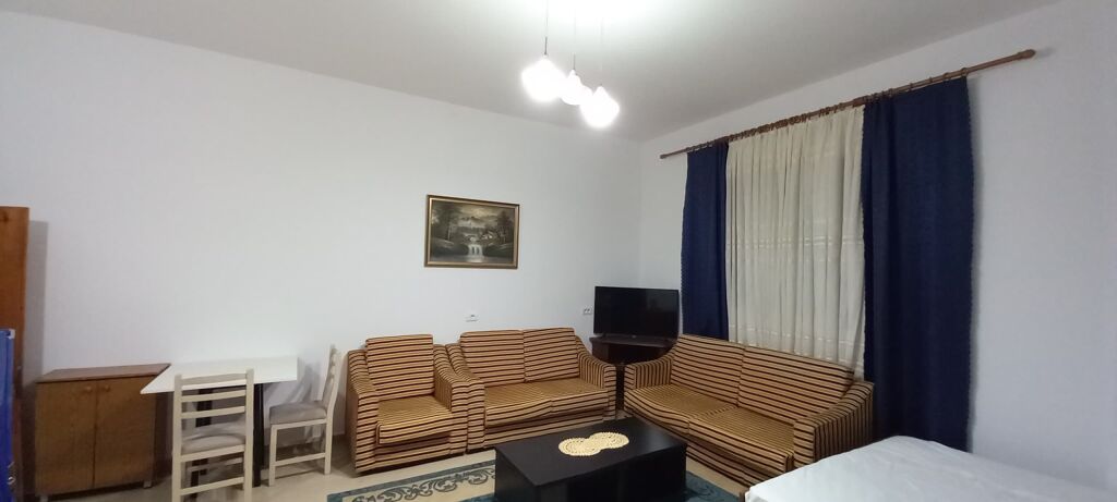 JEPET ME QIRA GARSONIERE - SHKOZE, TIRANE