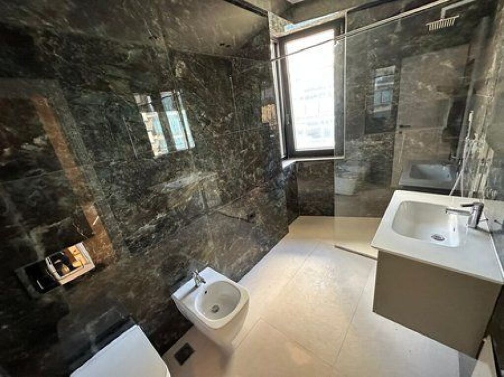 Qera, Apartament 2+1+2+Post Parkimi, Selvia.