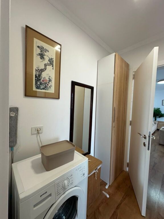 Affitto | Apartament 1 + 1 | QENDER — Rruga Mine Peza | 750 €/mese